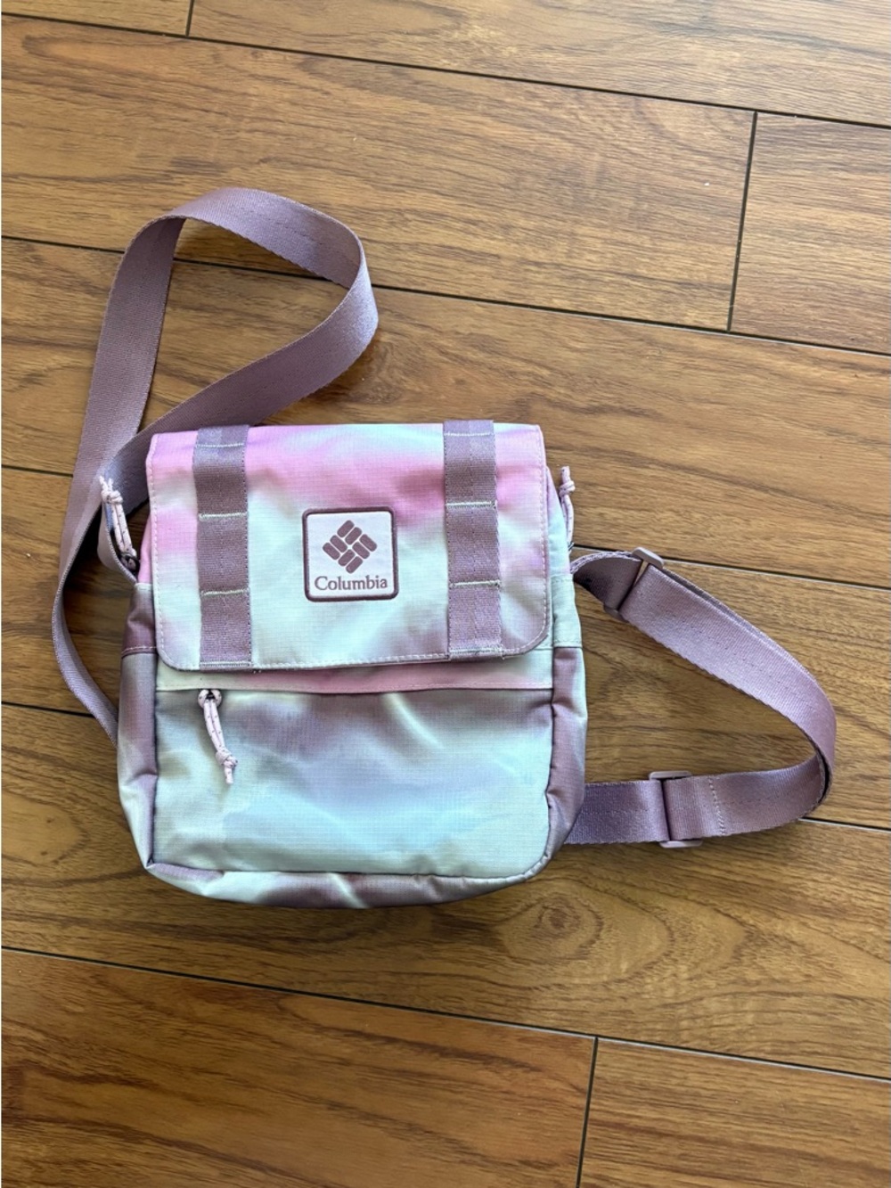 Columbia Pastel Pink and Mint Tie-Dye Messenger Crossbody